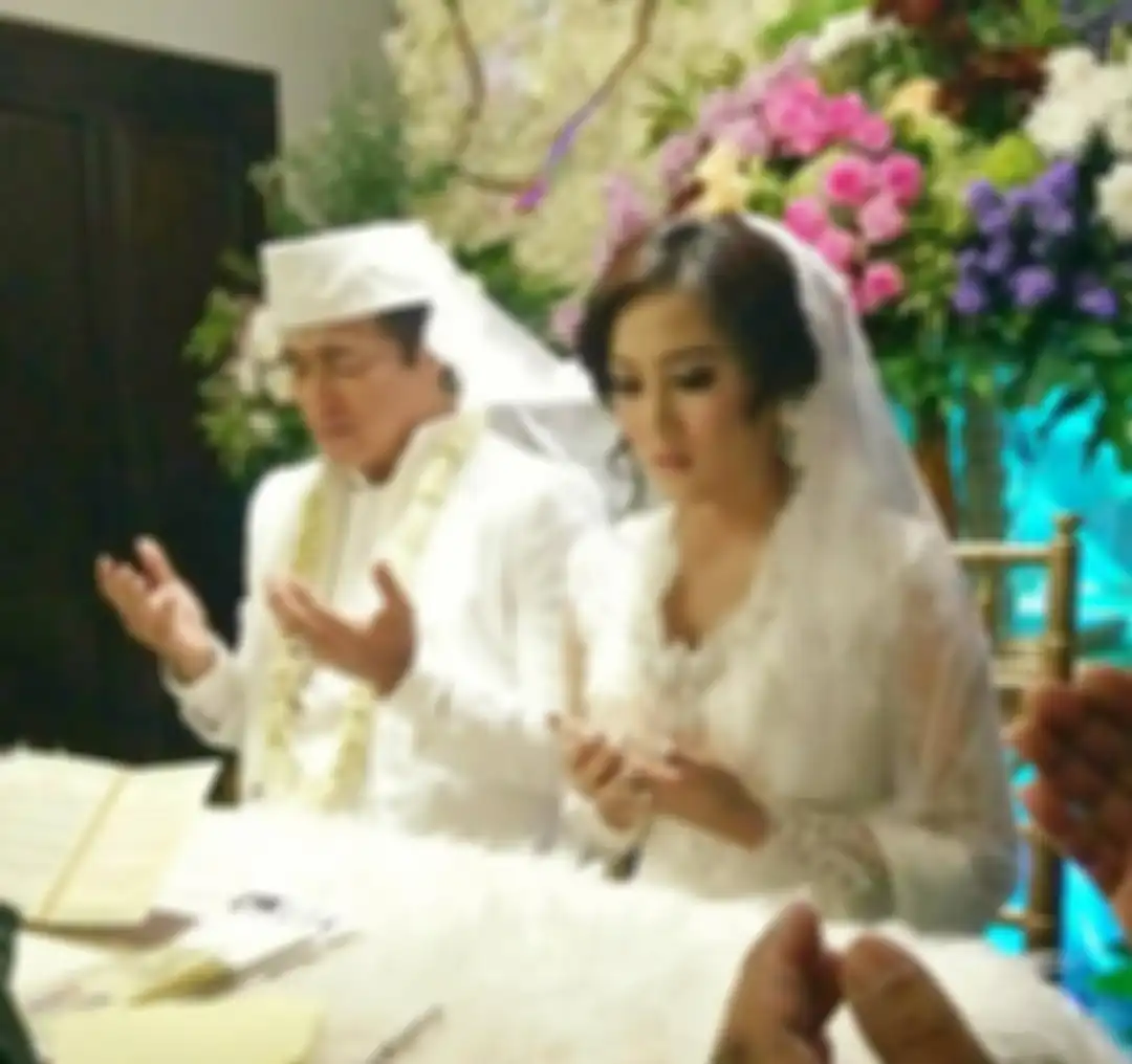 Adjie Pangestu dan Novita Petria menikah