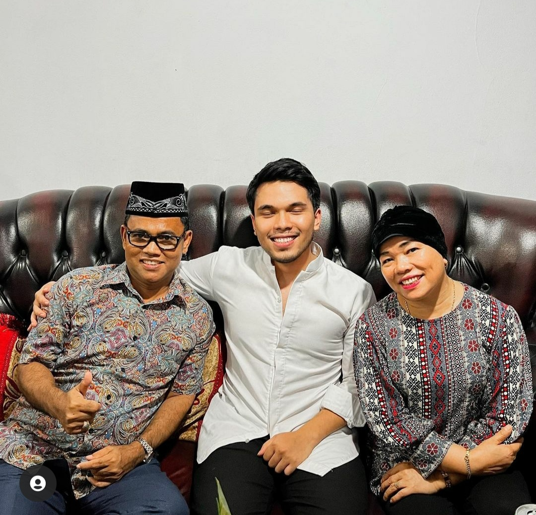 Thariq bertemu orang tua Fuji