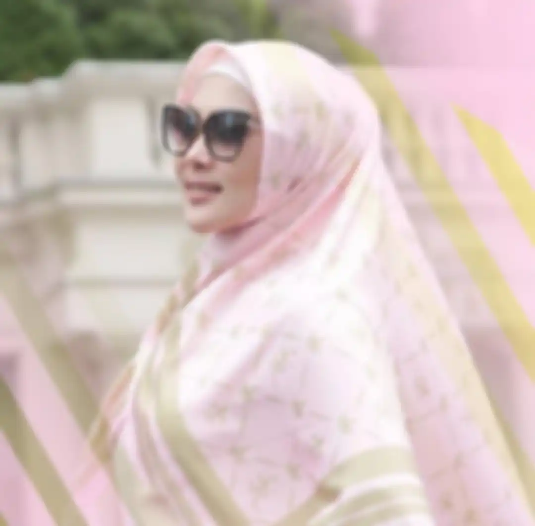 Syahrini - Fatimah Syahrini