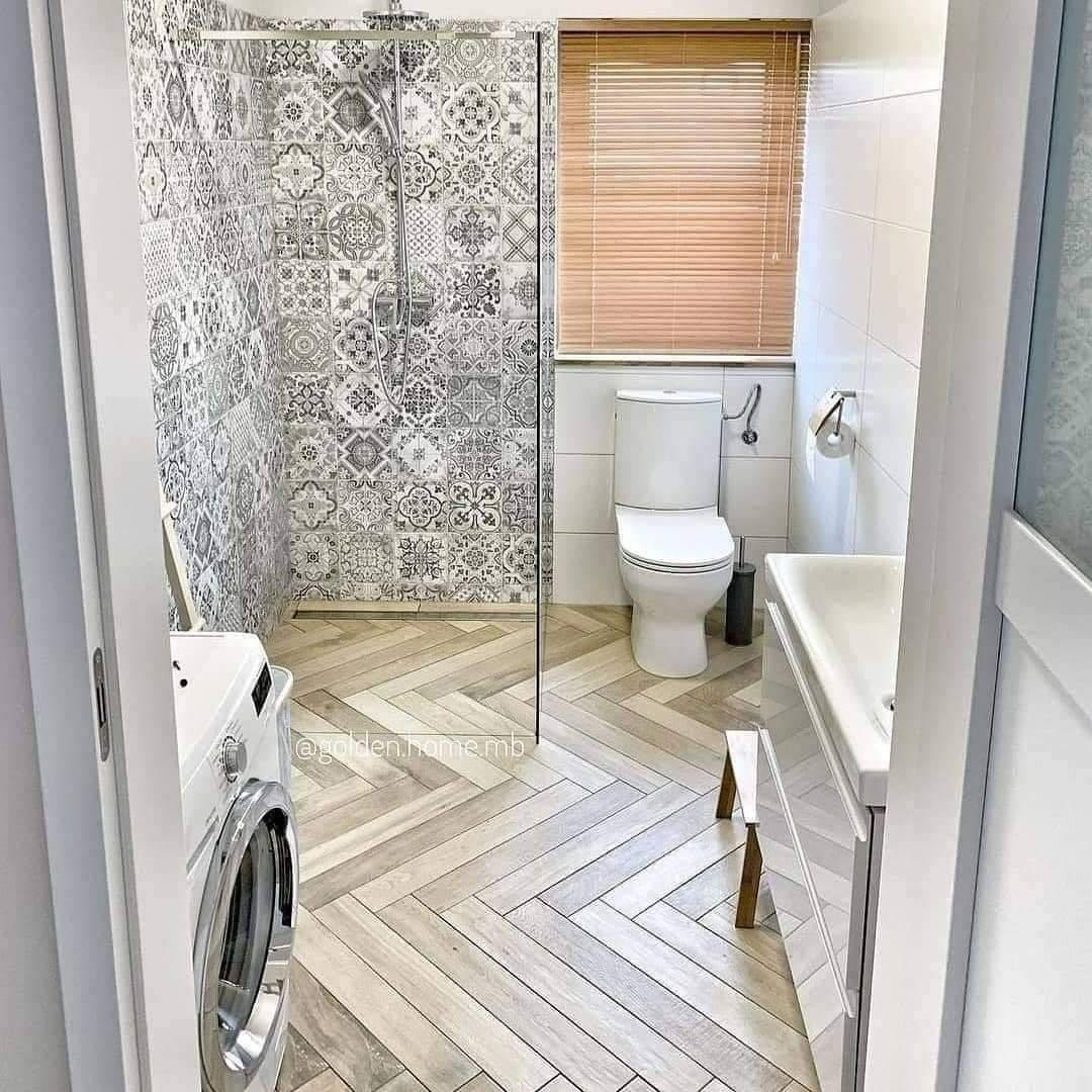 Model kamar mandi sederhana tapi mewah bikin pemilik rumah mungil senyum-senyum bangga. Begini 9 foto desainnya.