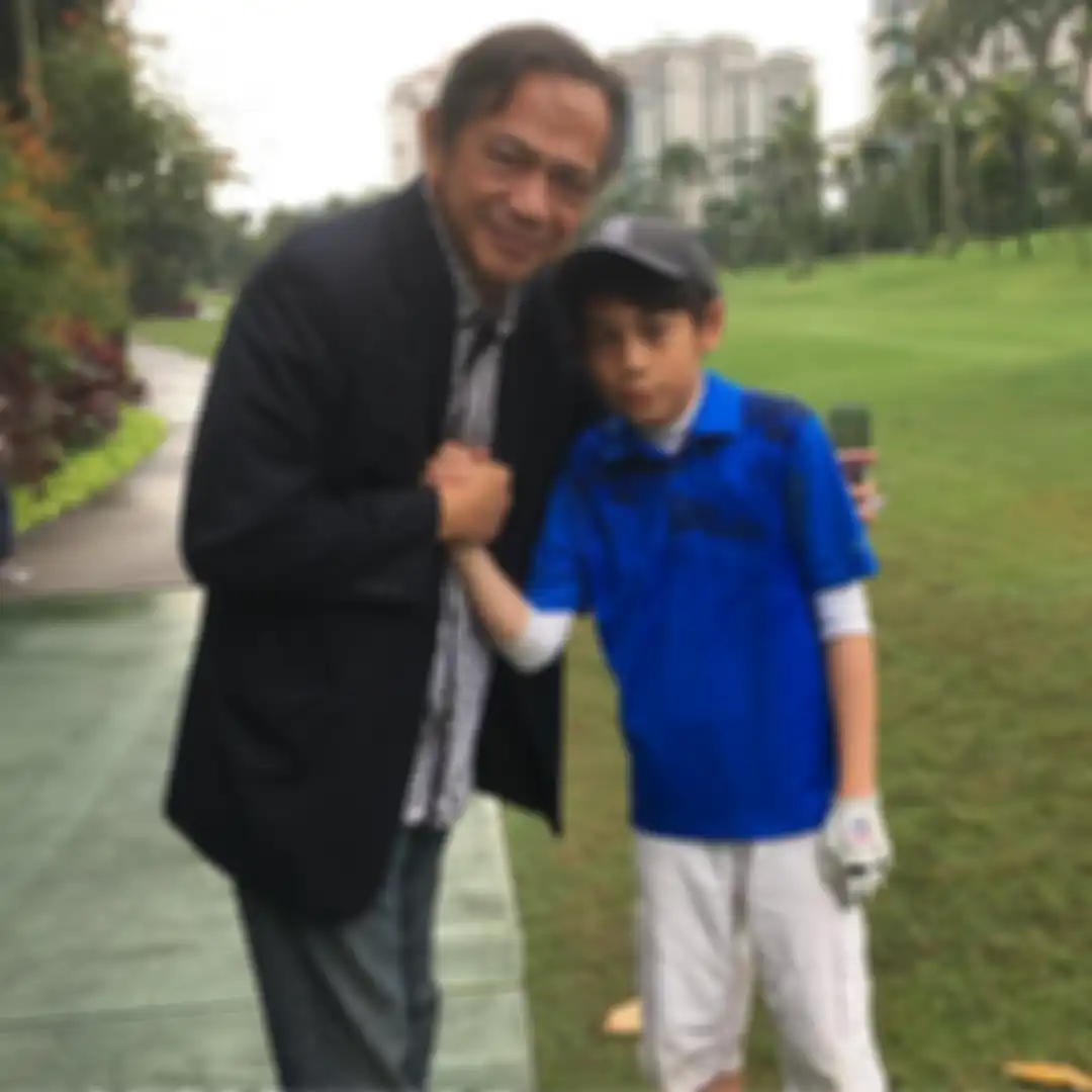Ramiza berbakat di cabang olah raga golf