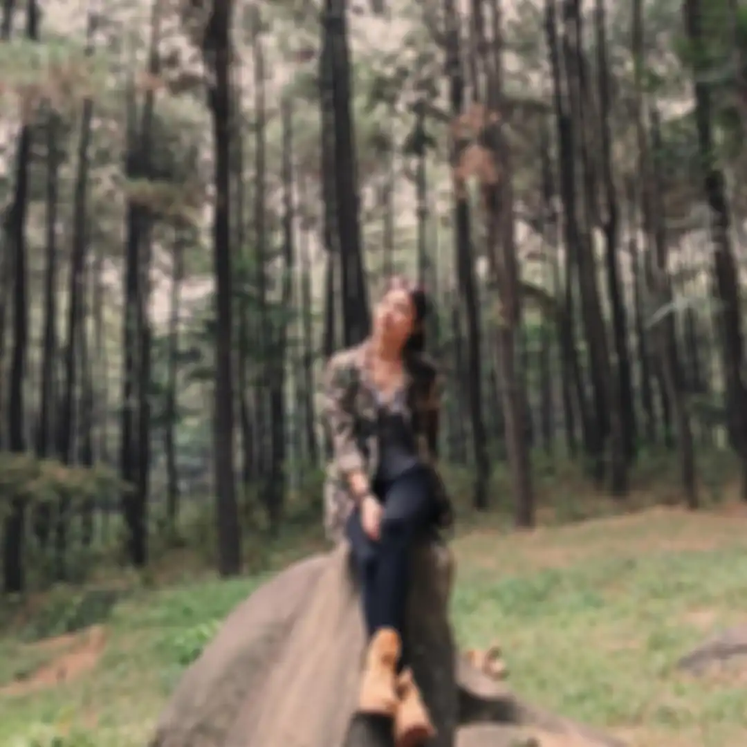 Outfit liburan ala Winona Willy