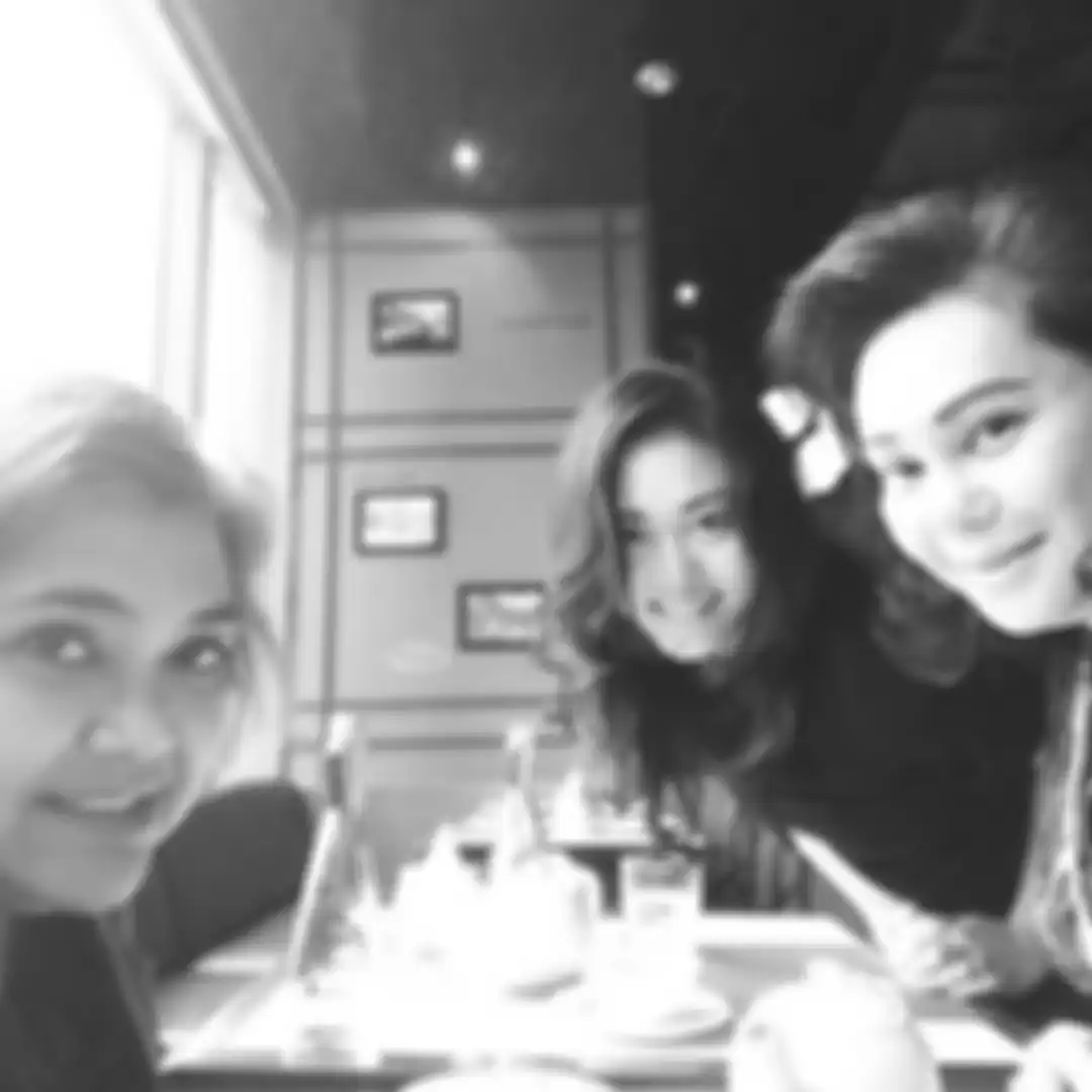 Tri Hanurita dan Lala Hamid