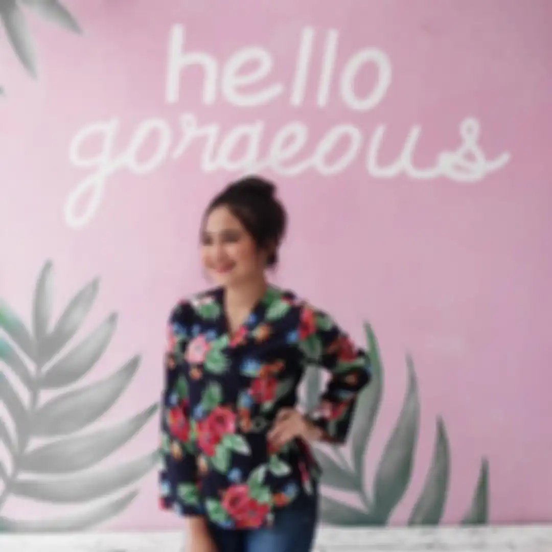 Gaya rambut Syifa Hadju