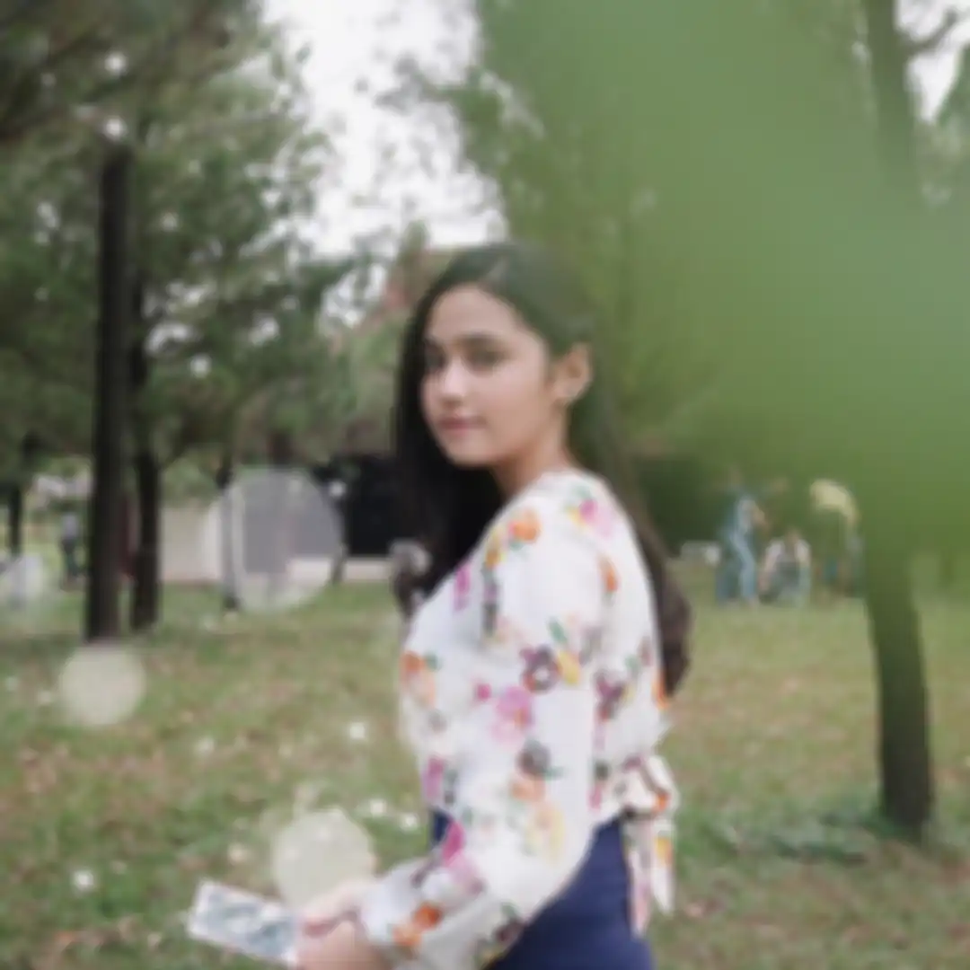 Gaya rambut Syifa Hadju