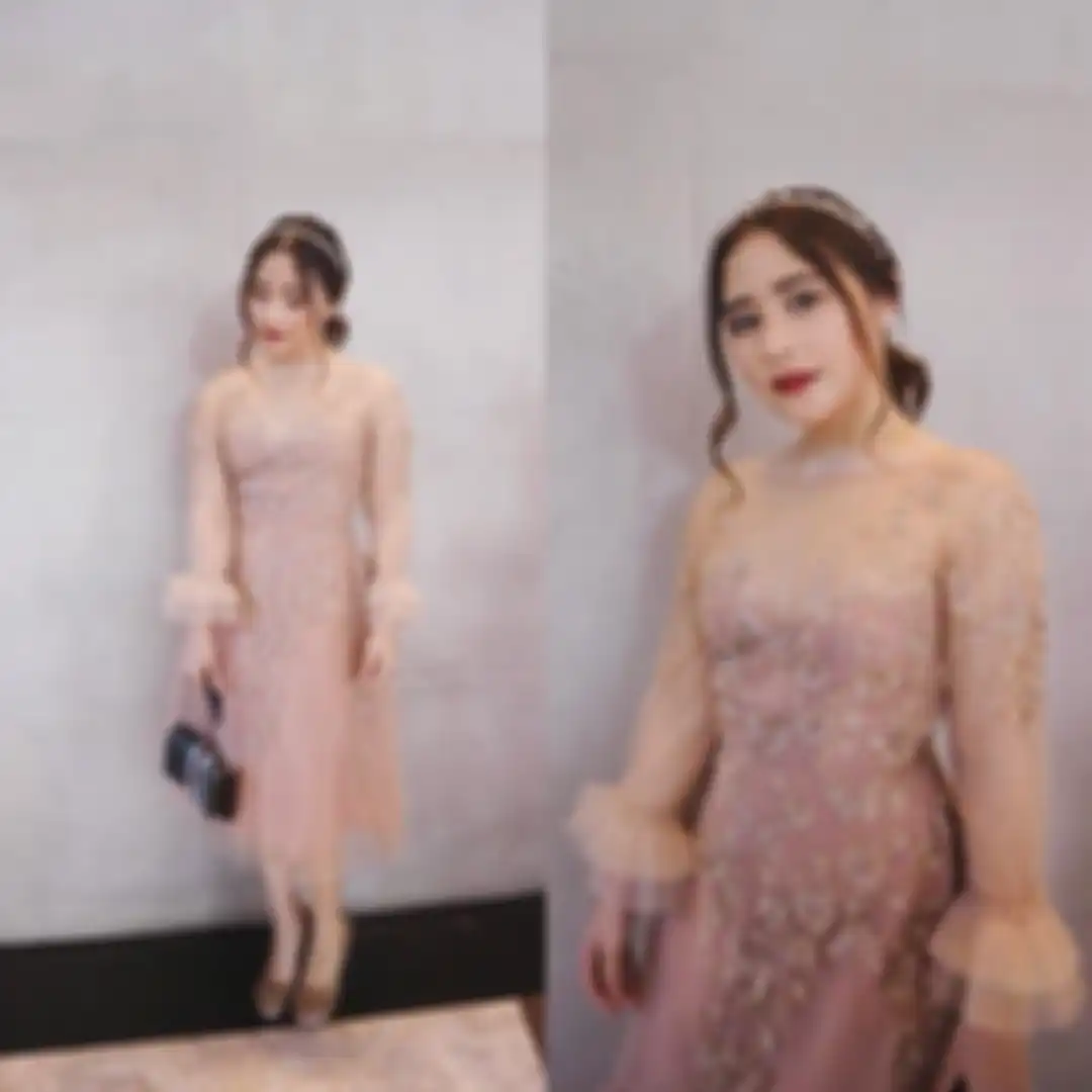 Dress Prilly Latuconsina buat outfit kondangan