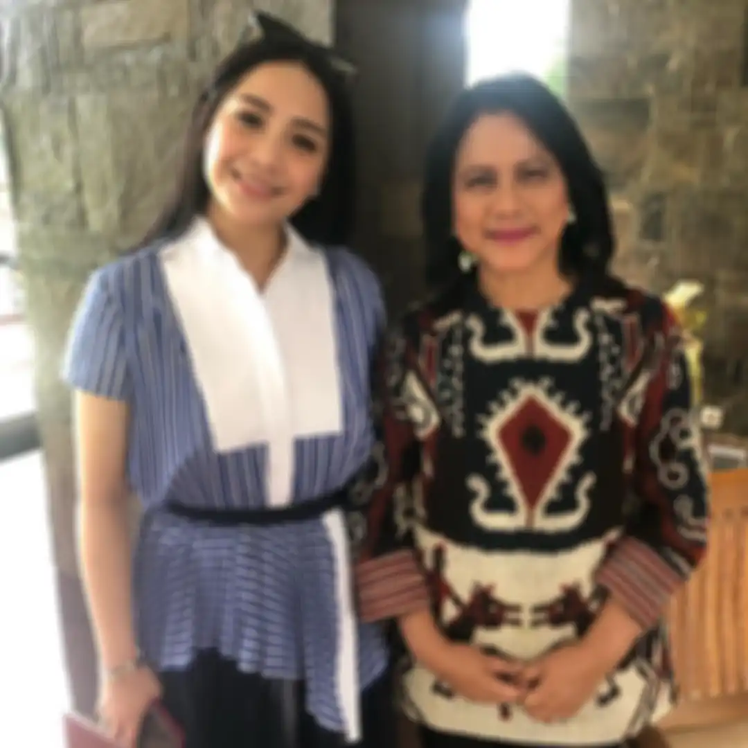 Nagita Slavina dan Ibu Negara Iriana.