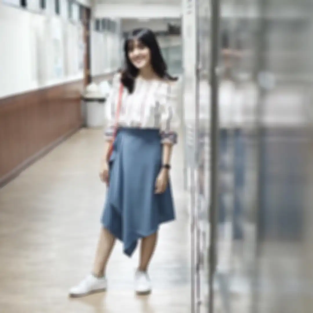 Padu padan off shoulder ala Ify Alyssa