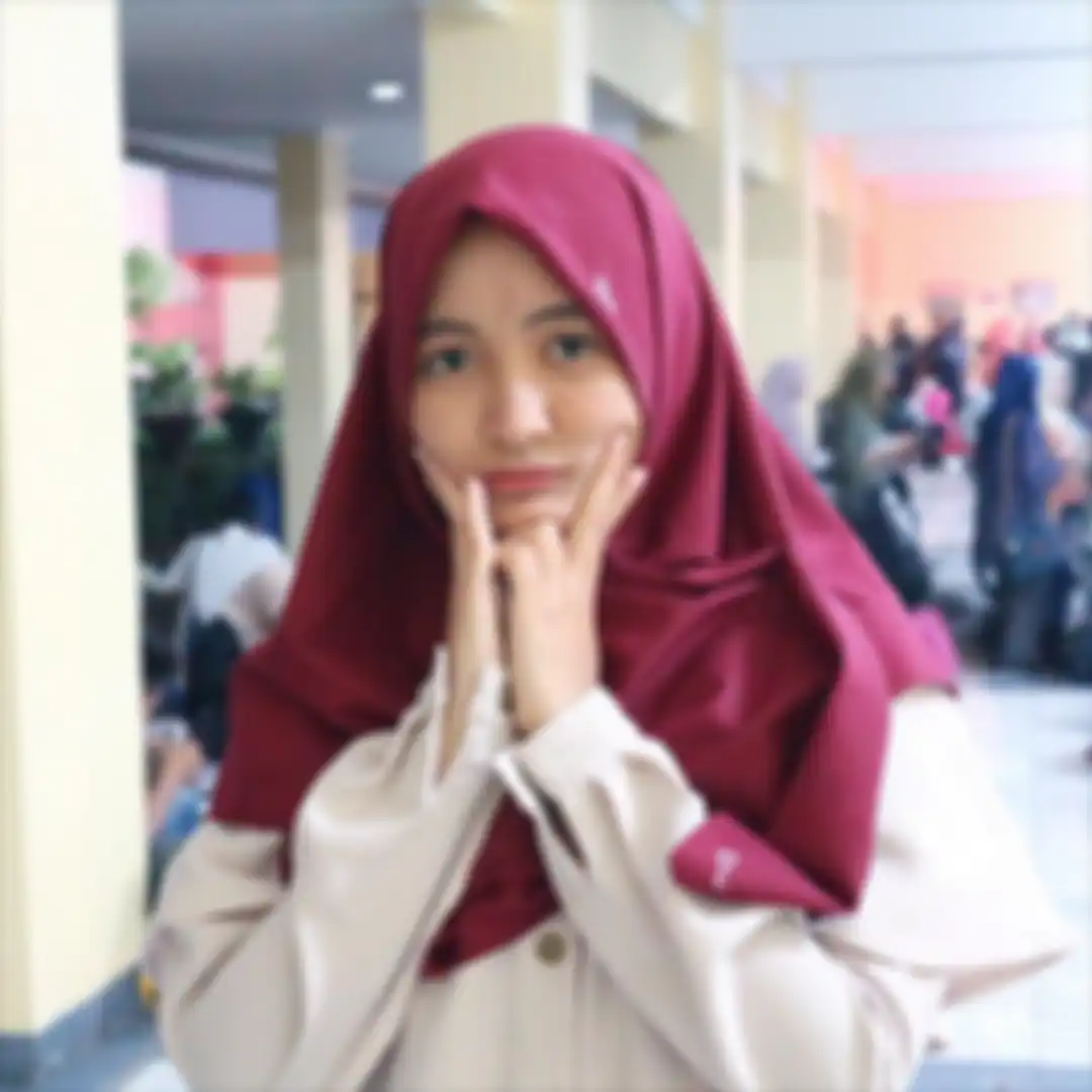 Hijab warna maroon