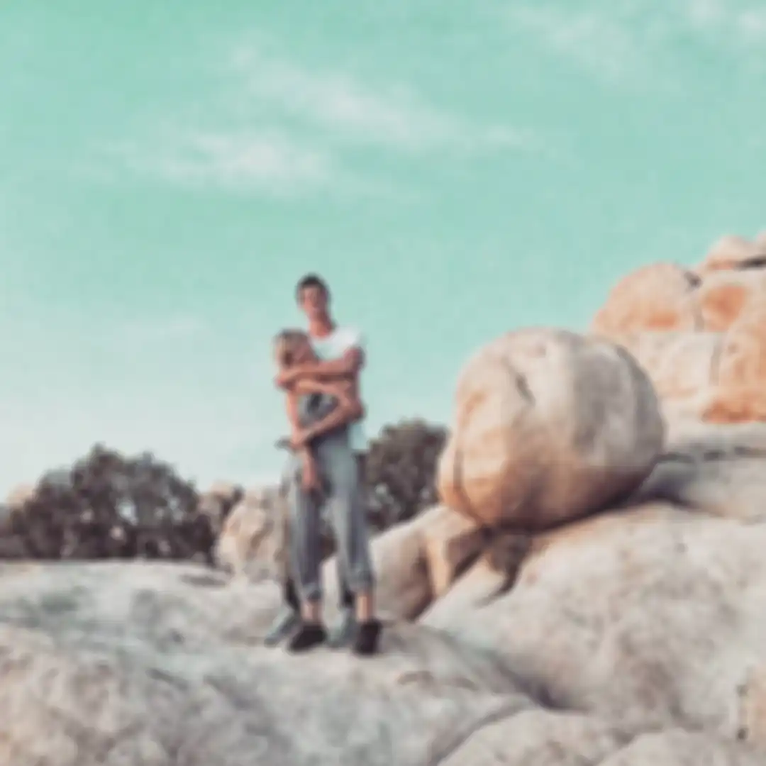 Momen mesra Agnez Mo dan Jeff. 