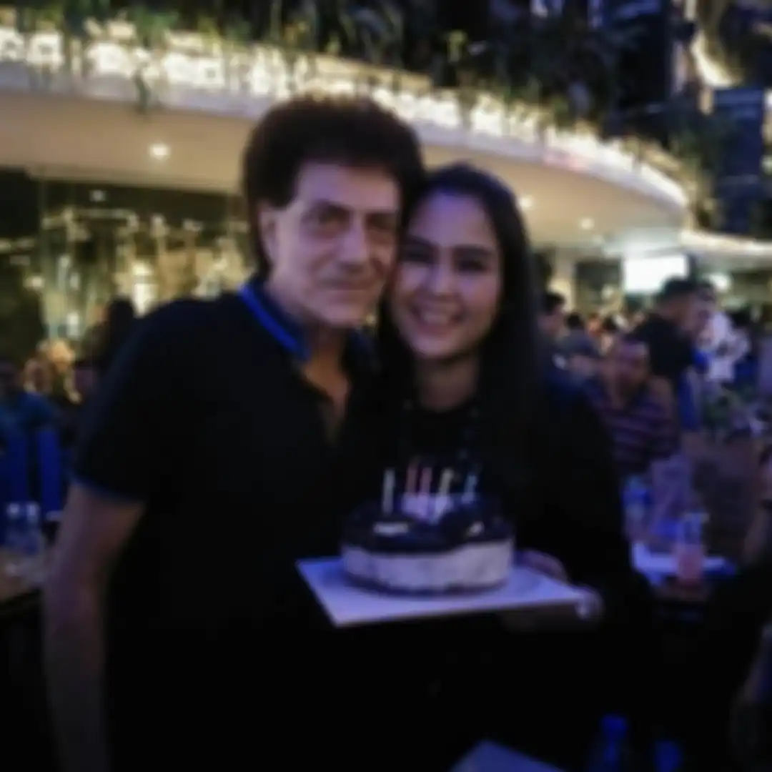 Ahmad Albar dan Dewi