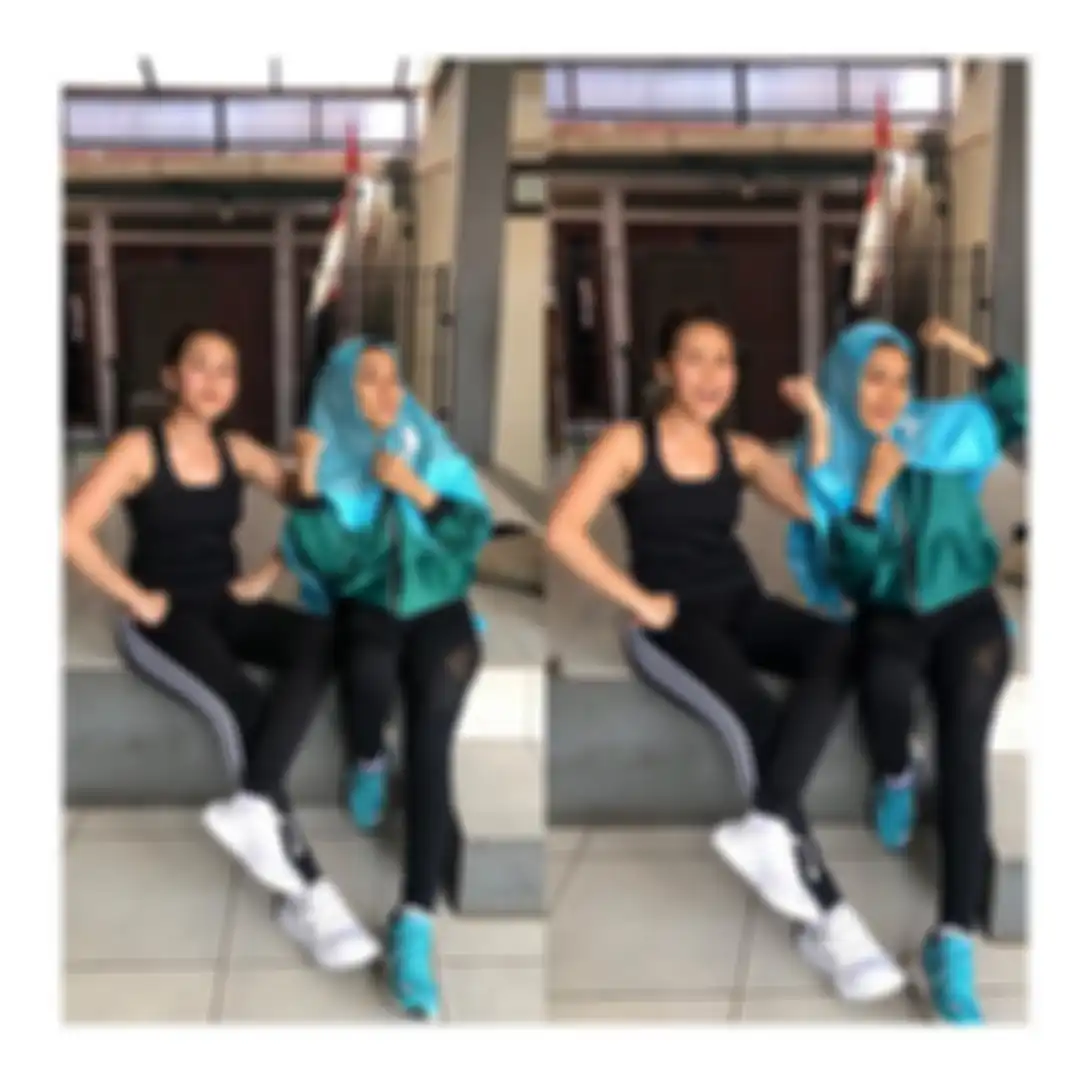 Tampilan seksi Ayu Ting Ting pakai tank top saat olahraga
