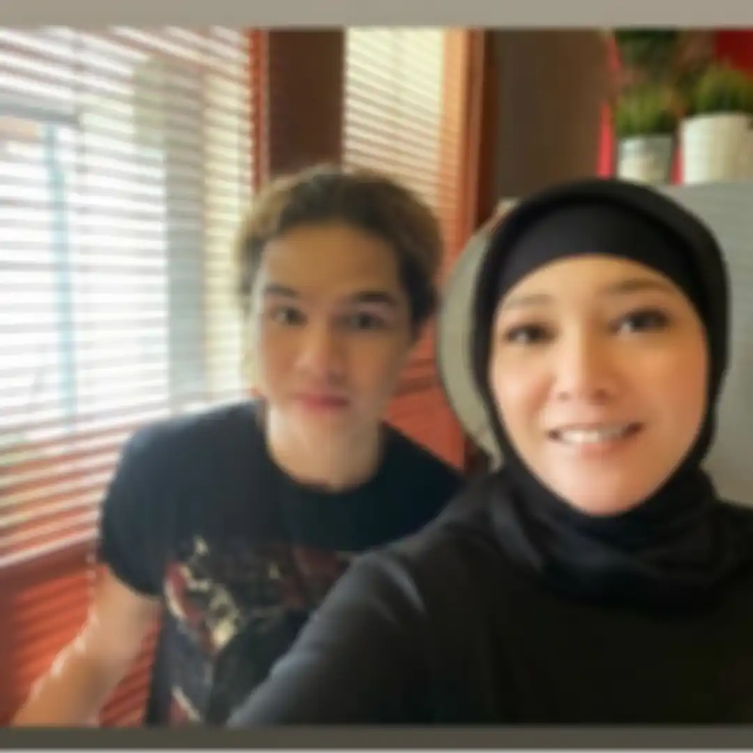 Dul Jaelani Tulis Syair untuk Ulang Tahun Sang Bunda, Maia Estianty: Kamu Malaikat yang Dikirim Tuhan untuk Melengkapiku