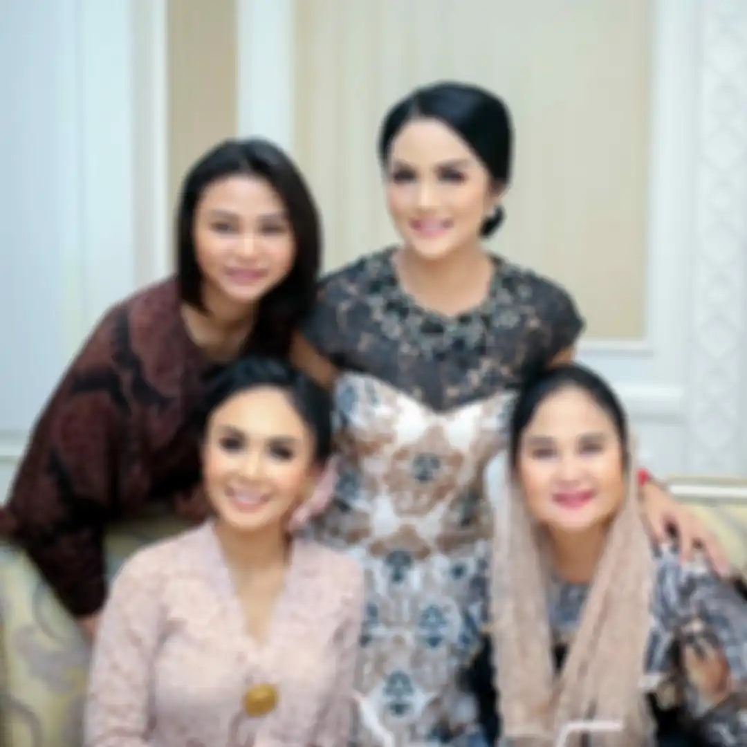 Kartika Sary Adik Krisdayanti dan Yuni Shara
