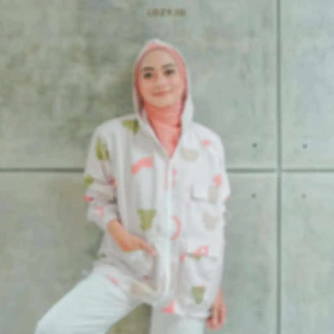 Jaket parasut Lozy.id
