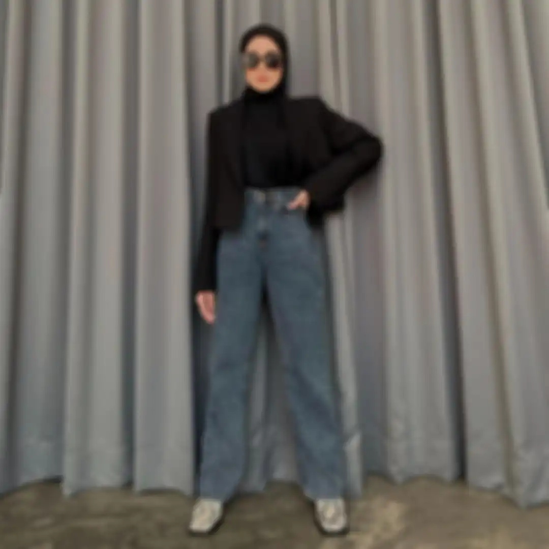 Ide OOTD hijab pakai baggy jeans