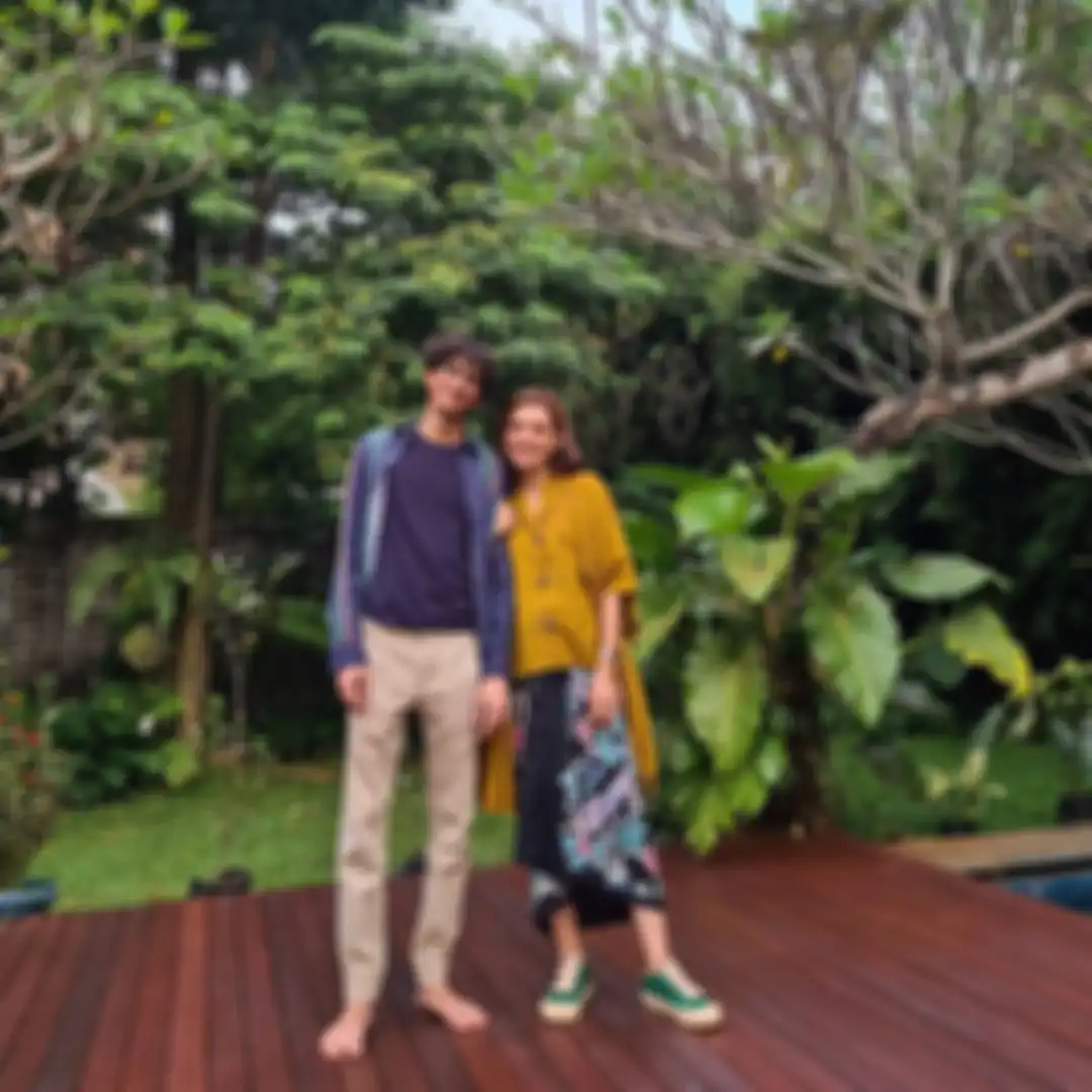 Foto Izzat Assegaf, putra semata wayang Najwa Shihab yang disebut tampan hingga mencuri perhatian. Kini, Izzat kuliah di Inggris.