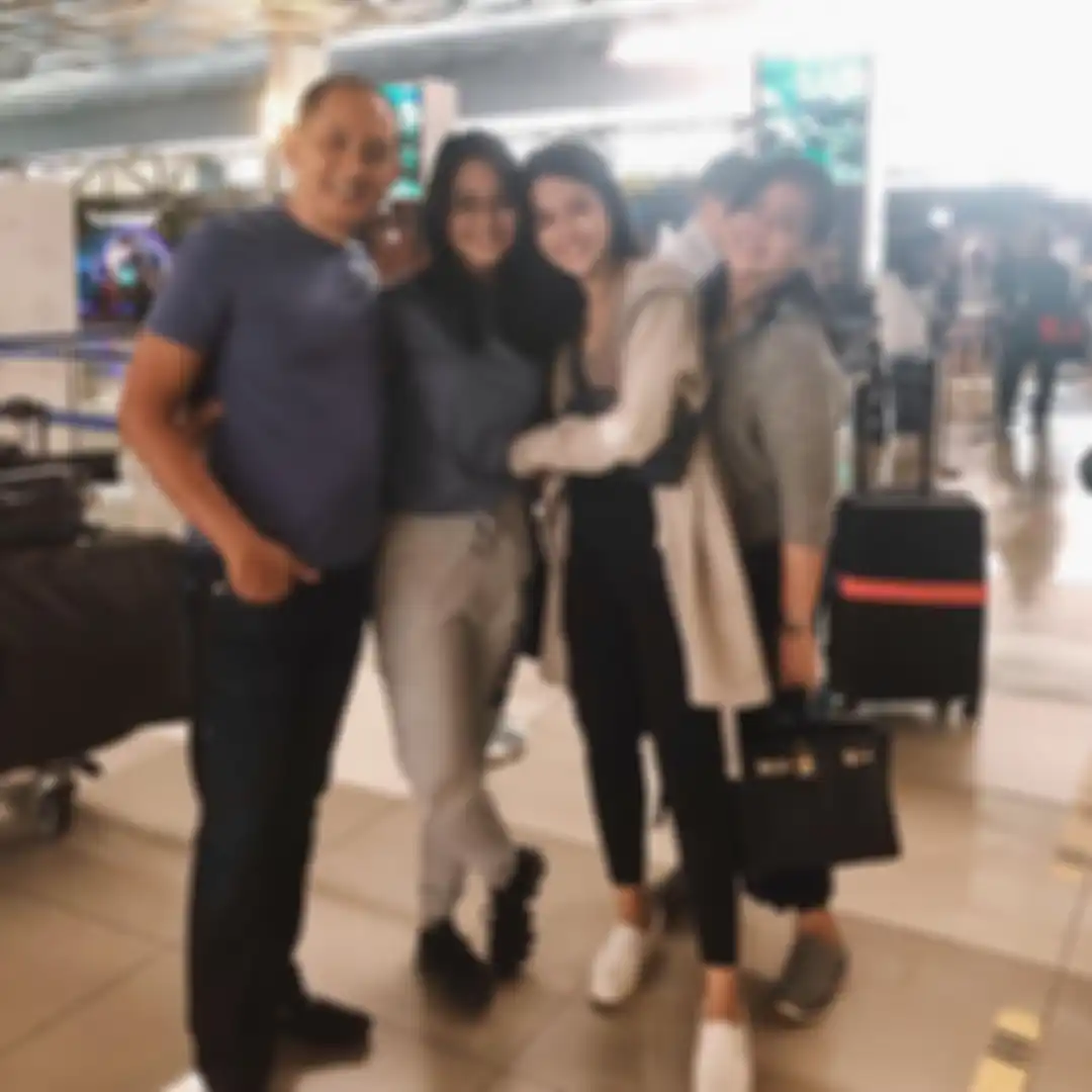 Foto Maudy Ayunda sebelum berangkat ke San Fransisco untuk kuliah di Stanford University pada 7 September 2019. 