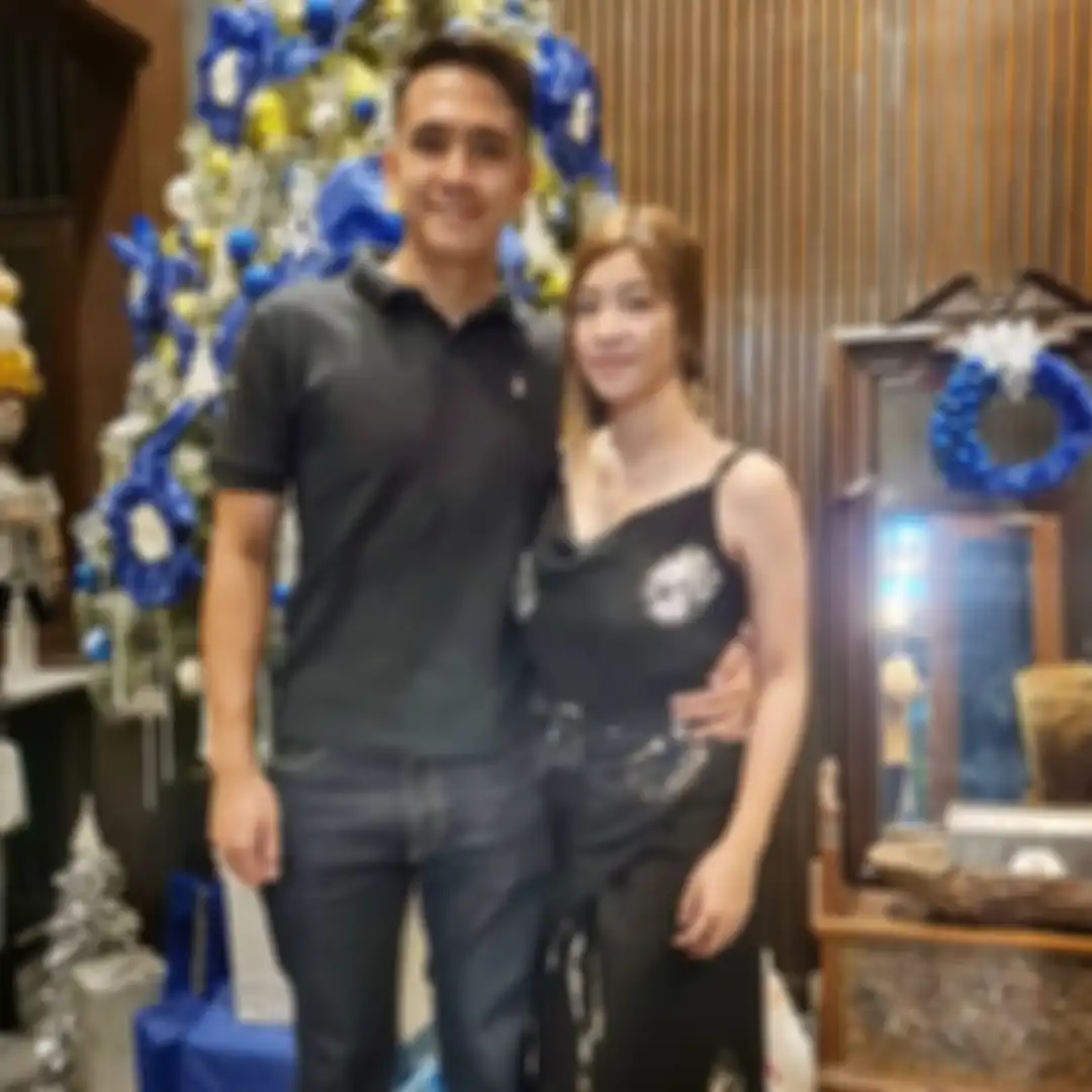 Kakak Alyssa Soebandono, Ananda, memutuskan pindah agama meski mendapat tantangan keras dari keluarganya.