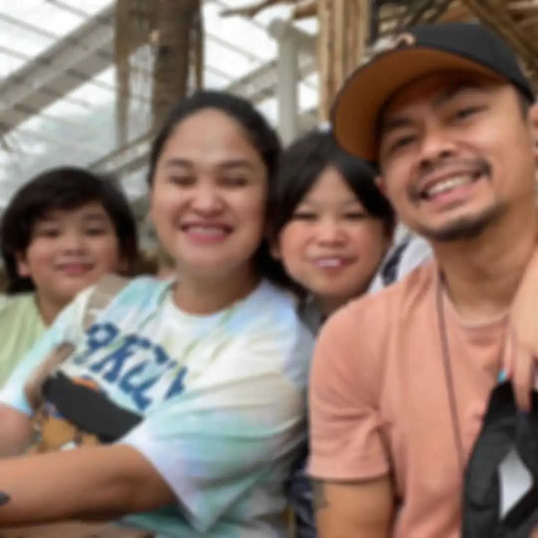 Wendi Cagur dan keluarga 
