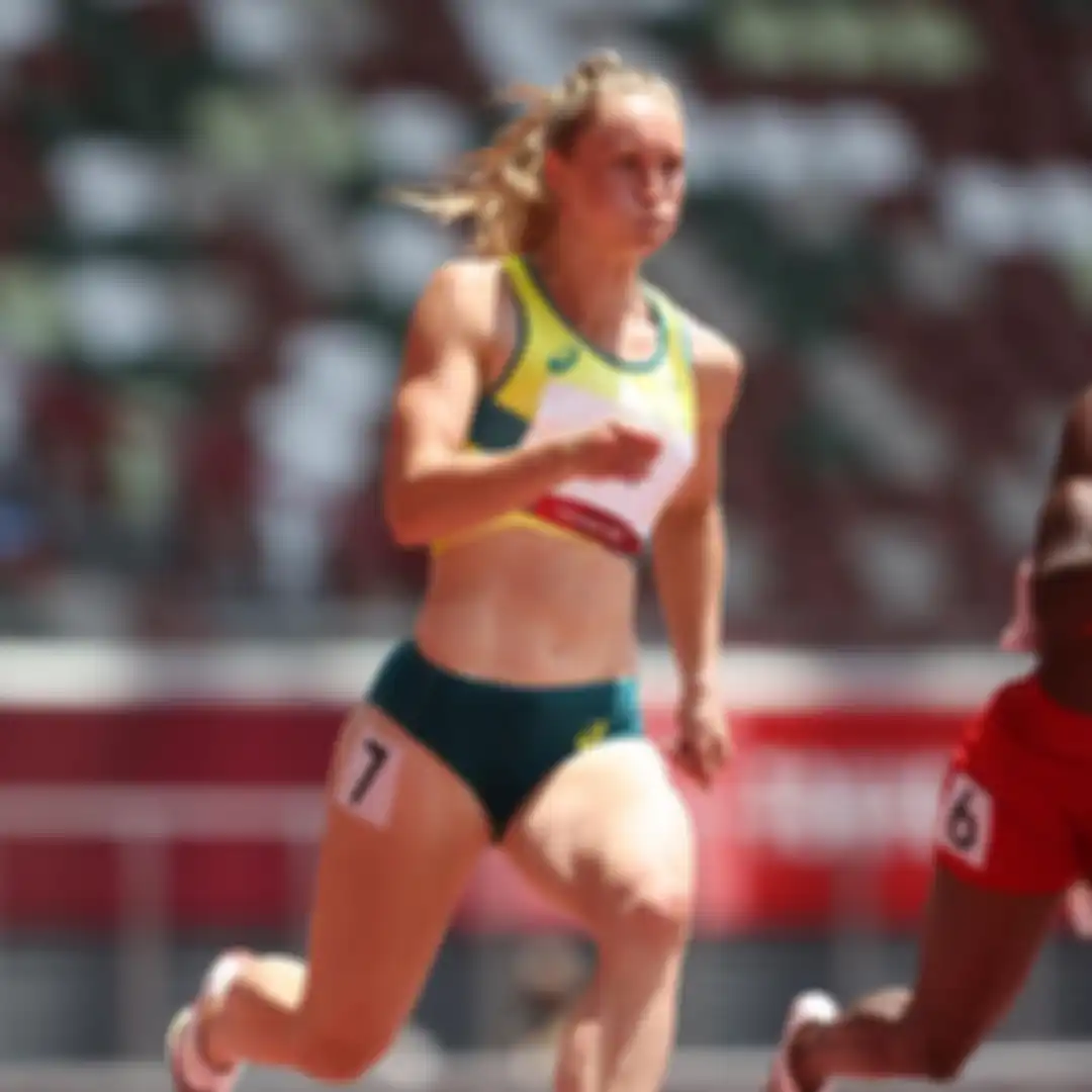 Foto Riley Day, pelari Australia ini viral. Kisahnya pergi ke Olimpiade Tokyo 2020 bikin netizen meleleh. 