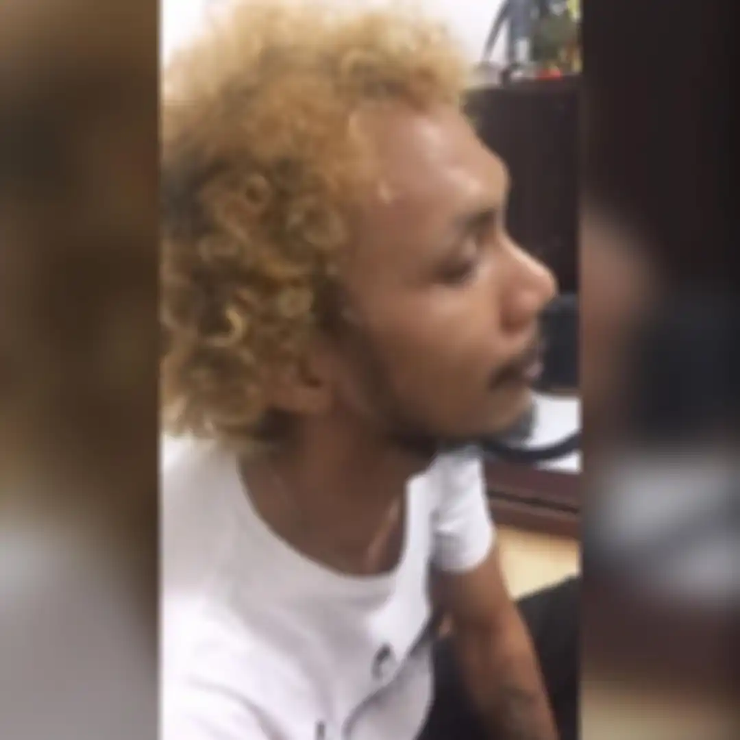 Alasan Norman Kamaru mengganti nama usai gagal jadi artis papan atas Tanah Air terungkap.  Foto penampilan terkininya bikin syok.