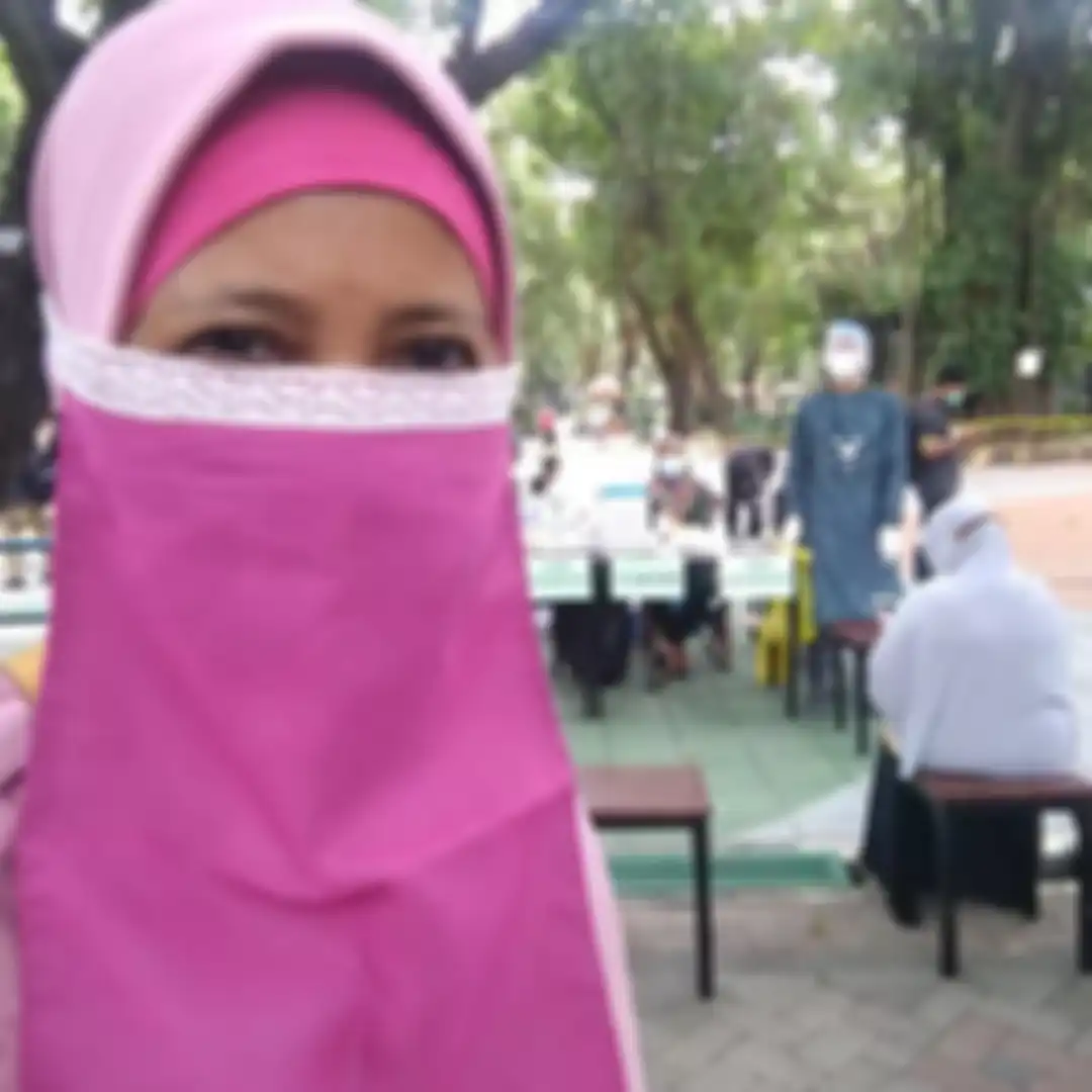 Foto Mila Mahcmudah. Berikut alasan emak-emak berhijab syari itu polisikan Lesti Kejora dan Rizky Billar yang dikutip dari akun Facebook Mila Machmudah Djamhari.