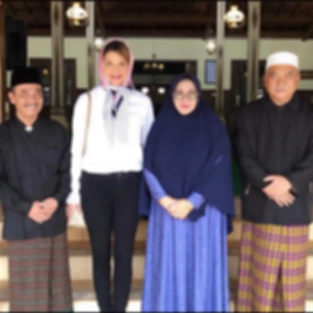 Tamara Bleszynski membahas soal agamanya yang selama ini dipertanyakan banyak orang. Kini kekasih Chef Chandra datangi Bareskrim Polri.