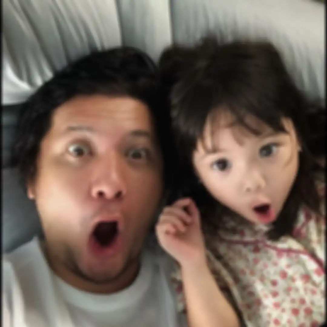 Foto anak manis Gisel disebut lebih bahagia sama papanya. Bahkan, ada netizen yang berani menyindir kekasih Gisel, Wijin dengan telak. 