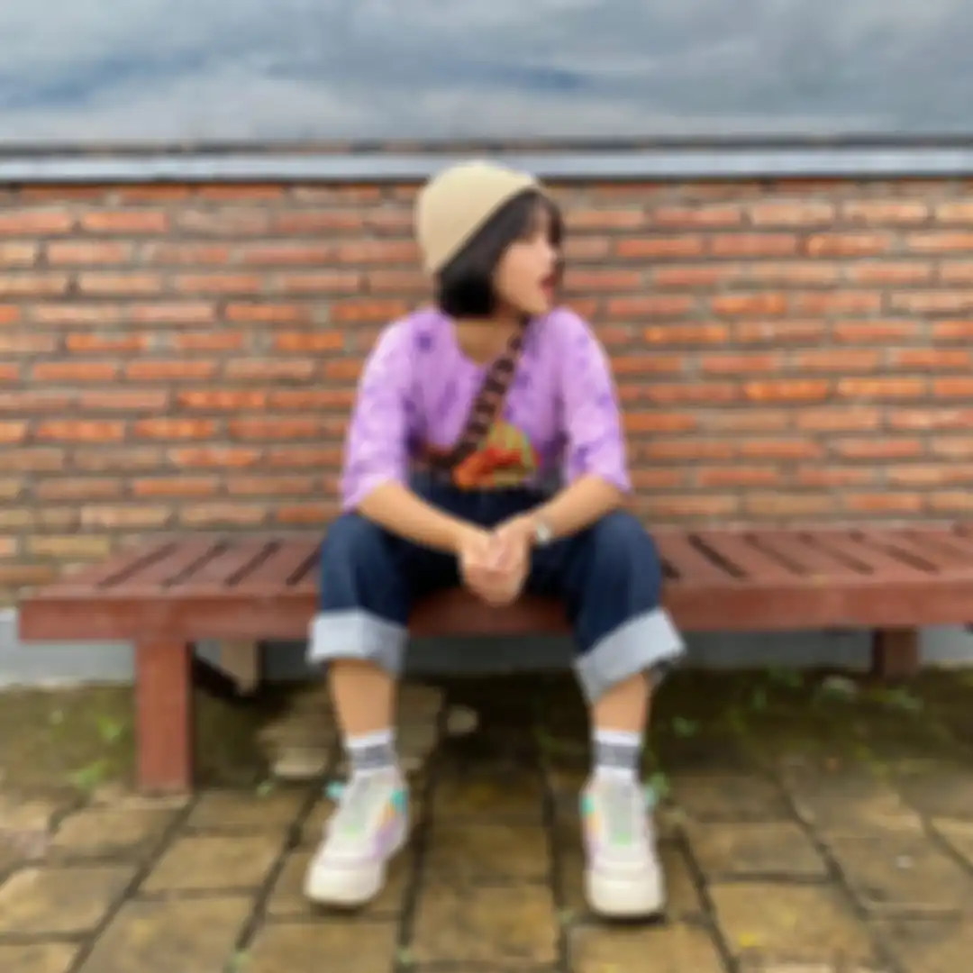 Fashion kece adik ipar Vanessa Angel, Fuji.