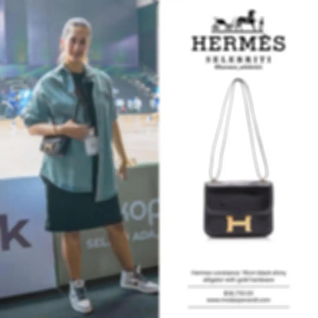 Paula Verhoeven saat mengenakan tas mewah Hermes dengan bahan kulit buaya.