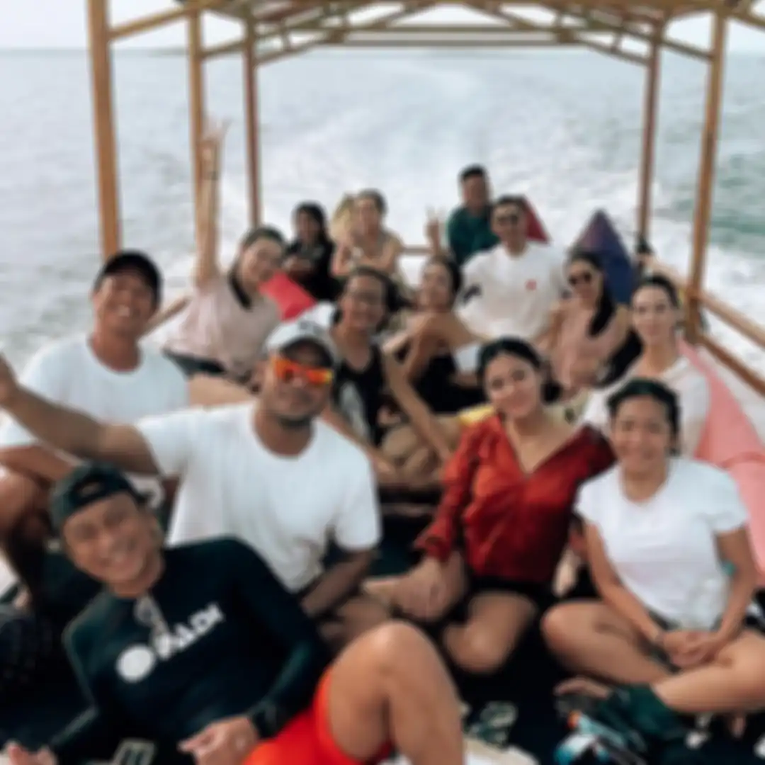 Gisel ikut menulis komentar di fotyo Naysila Mirdad yang cuma pakai bikini. Liburan bareng calon suaminya, Naysila disinggung soal puasa. 