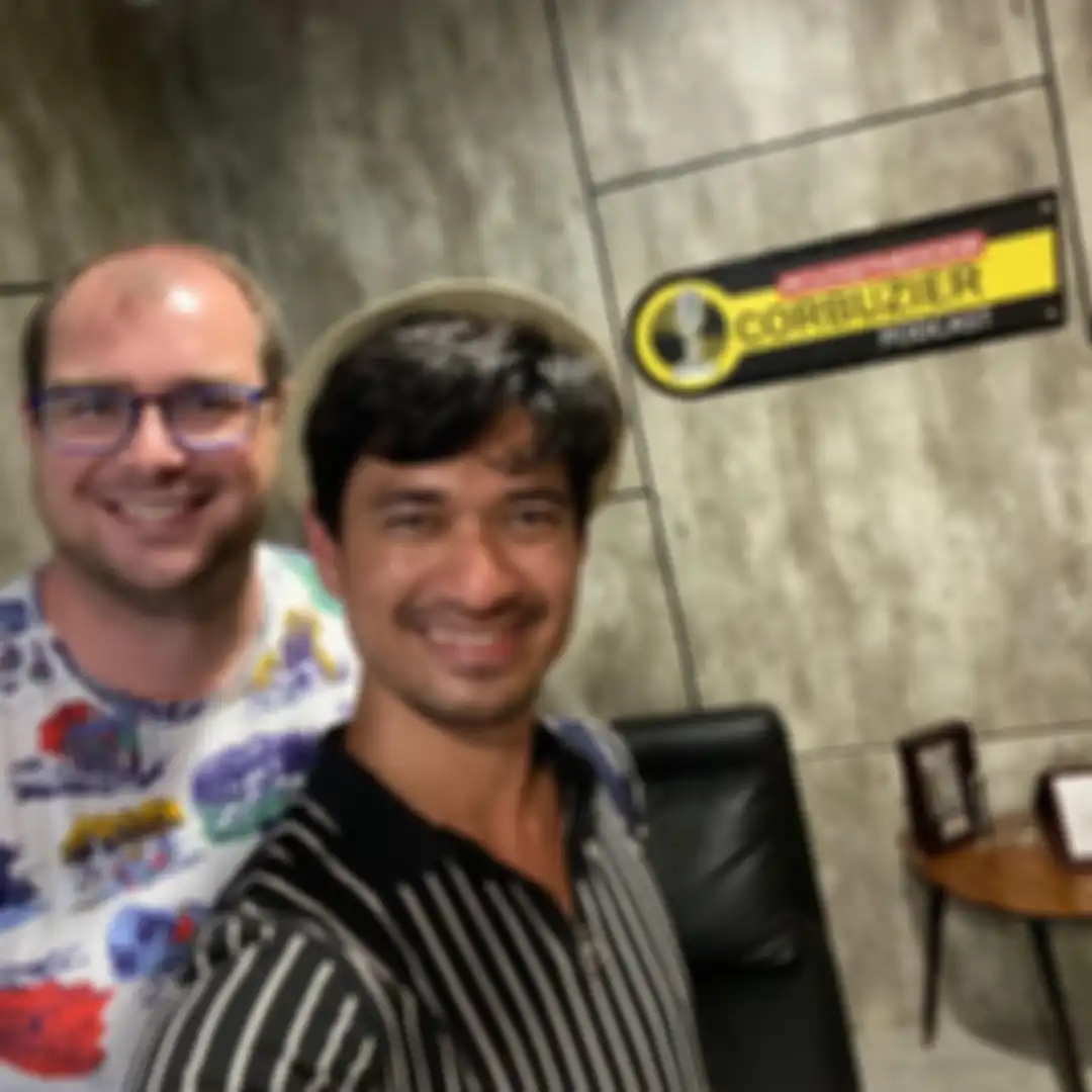 Ragil Mahardika pria gay yang tinggal Jerman bikin Deddy Corbuzier dihujat. Ragil ternyata masih tetap peluk agama ini. Fotonya jadi bukti.