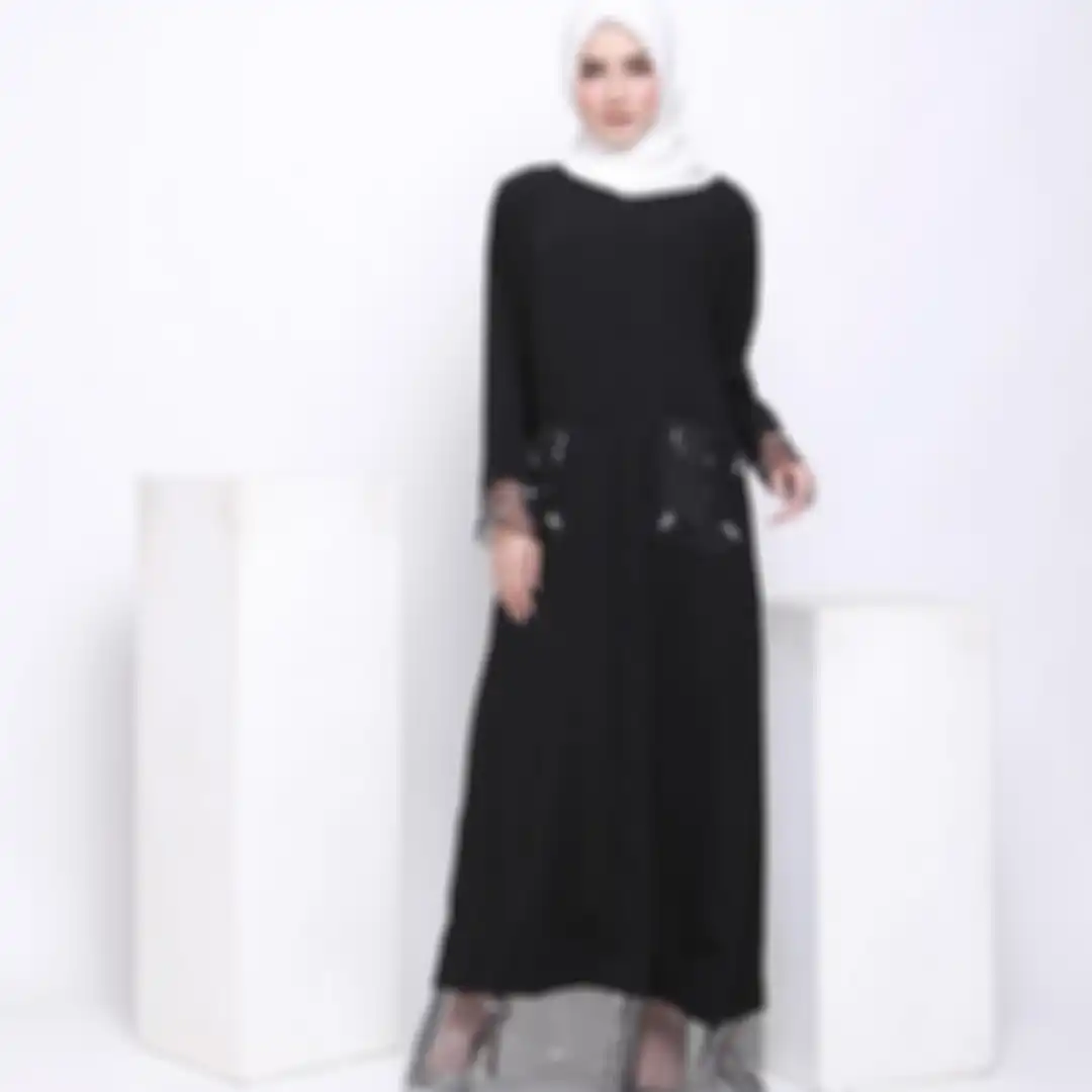 Inspirasi fashion hijab abaya dari selebgram hijab Nadra