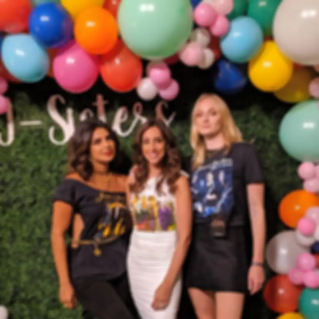 The J Sisters, para istri Jonas Brothers