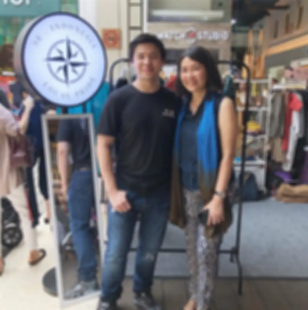 Veronica Tan saat bersama putra bungsunya, Nicholas Sean.