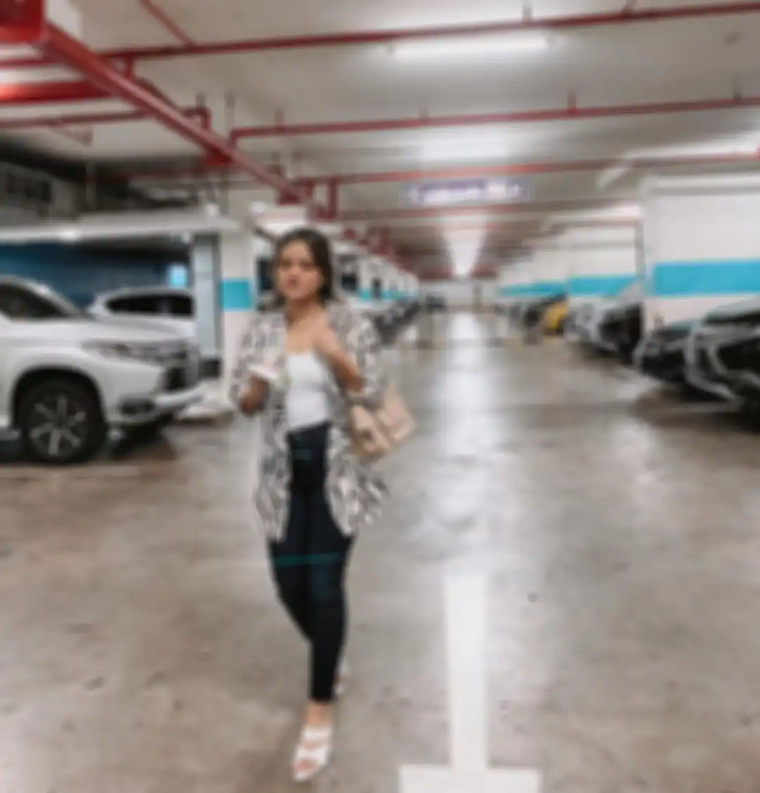 Outfit Marsha Aruan pakai beragam outer