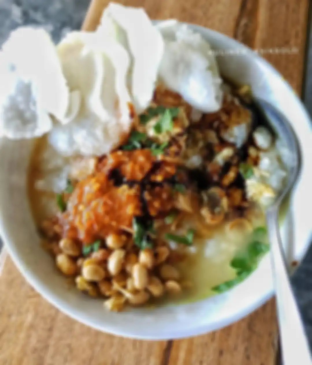 Inilah 5 tempat wisata kuliner di Solo yang menyajikan bubur ayam untuk menjadi menu sarapan enak. Intip yuk foto menunya. 