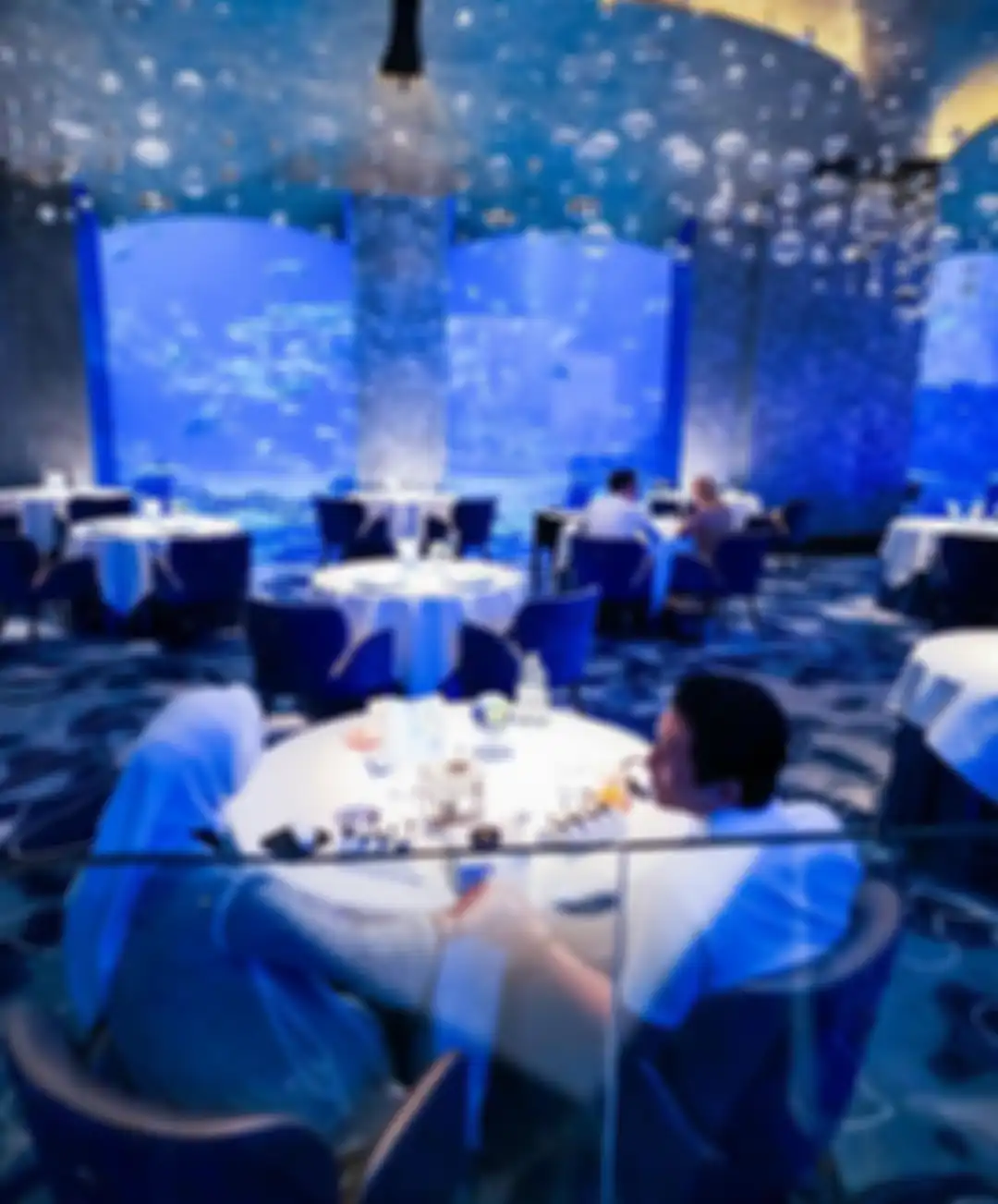 Momen Syahrini dan Reino Barack makan romantis saat di Dubai