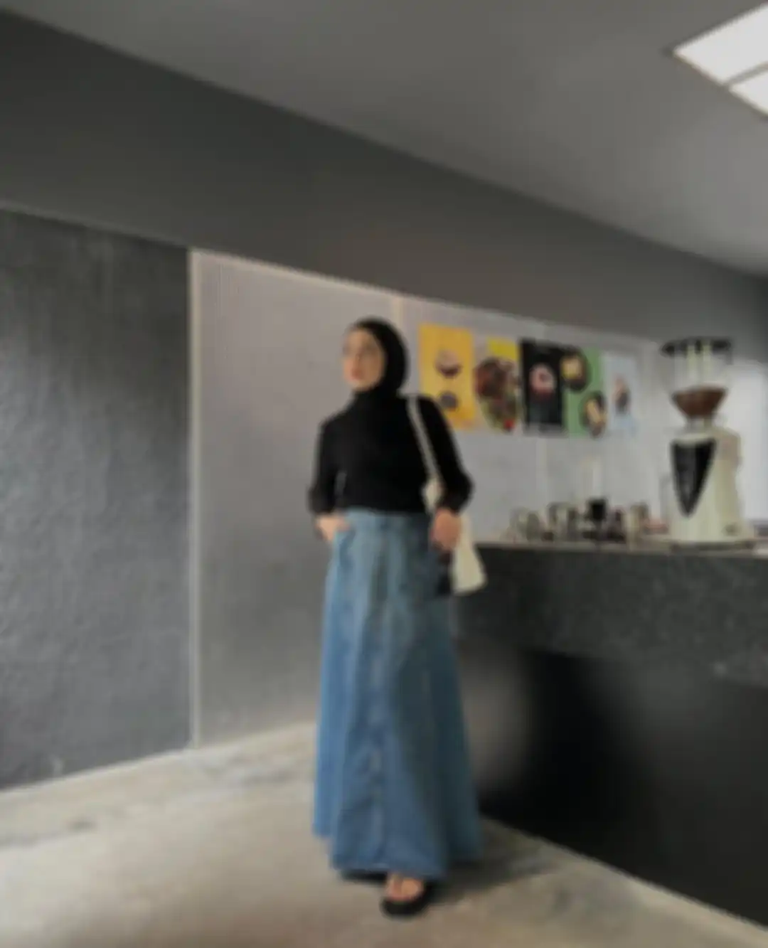 Model bawahan denim paling modis buat hijabers