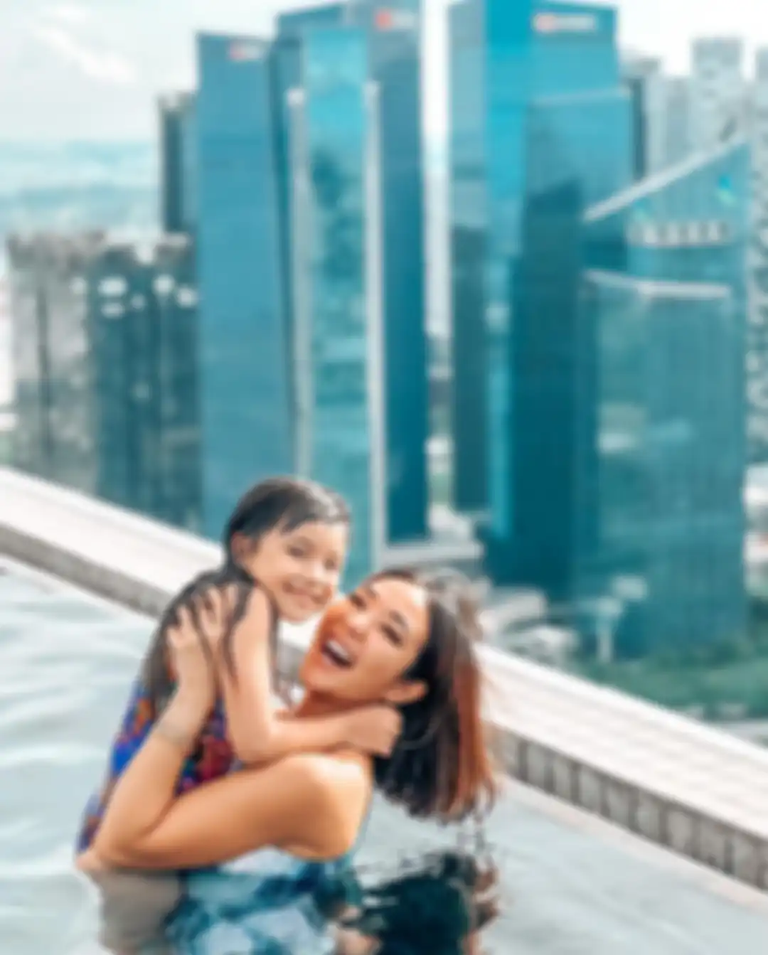 Gisel membalas cibiran netizen yang menyebut janda Gading Marten pamer foto Gempi cuma buat pencitraan. Begini jawaban menohok Gisel.
