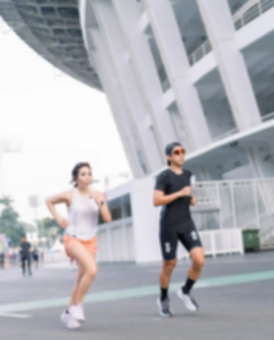 Gisel mengunggah 10 foto lari di GBK melalui akun Instagram miliknya. Namun, ada netizen masih bilang, menolak lupa gorden. 