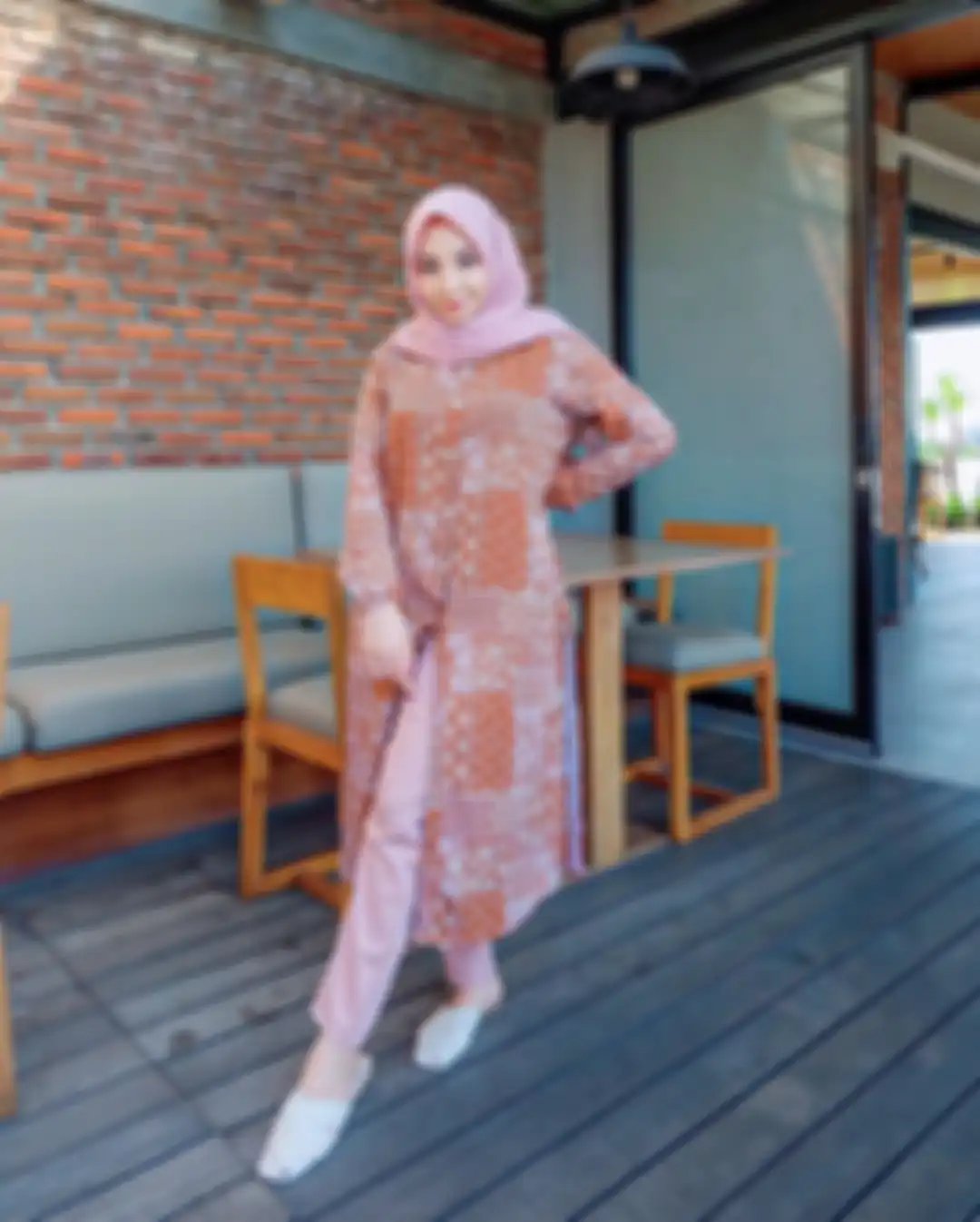 Inspirasi tunik hijab ala Nabla Bella