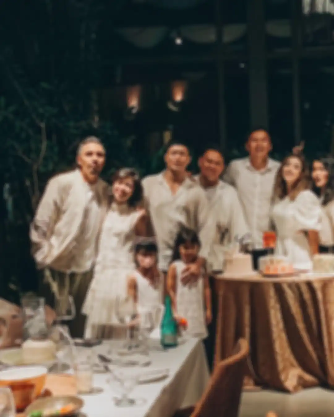 Gisel membuat lidah netizen kelu lewat foto mengejutkan. Gisel menyisipkan doa bagi sang kekasih saat mengunggah foto mengejutkan ini. 