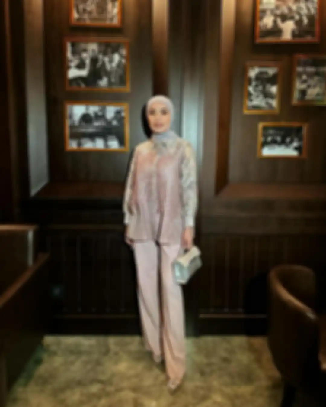 OOTD berhijab Nindy Ayunda.