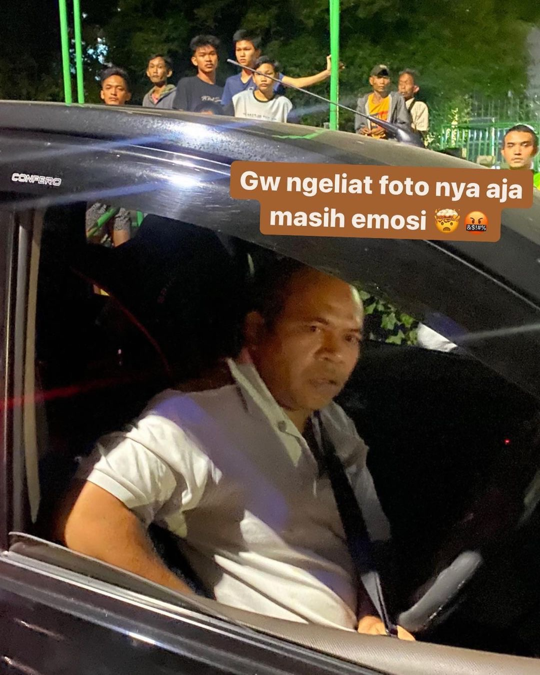 Driver Grab Car Godelfridus Janter melaporkan penumpang wanita berinisial NT atas dugaan penganiayaan dan pengeroyokan.