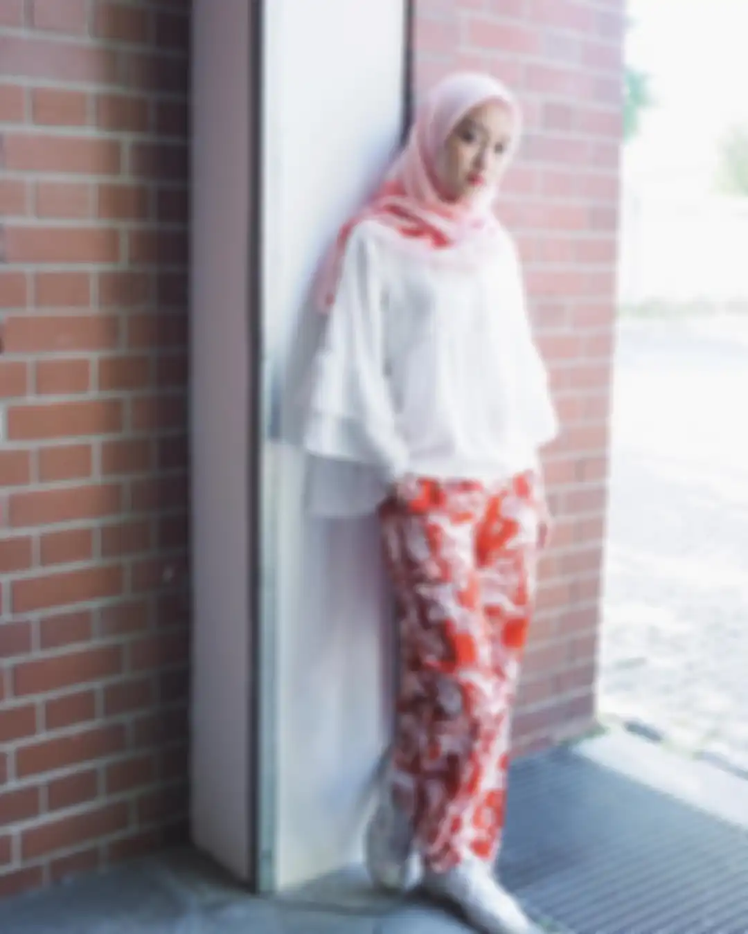 Outfit kondangan ala Gita Savitri