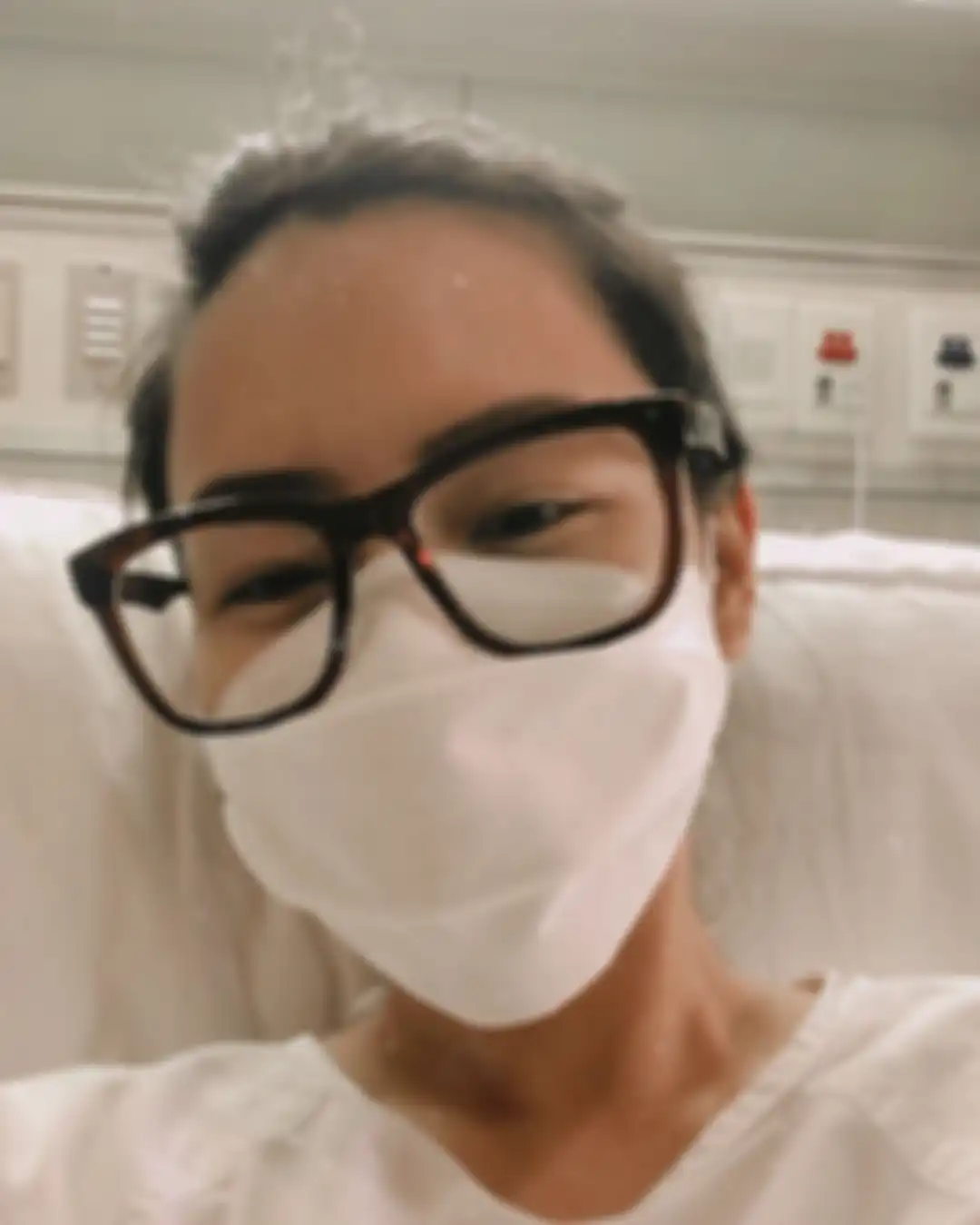 Satu lagi deretan artis yang terinveksi virus corona, Twindy Rarasati, salah satu pemeran karakter dalam sitkom The East NET TV.