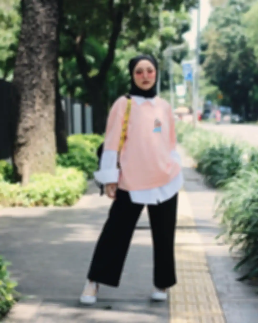 Palazzo pants ala Nissa Sabyan