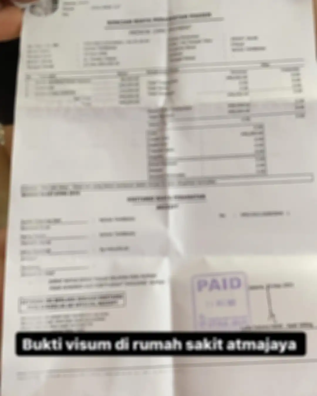 Driver Grab Car Godelfridus Janter melaporkan penumpang wanita berinisial NT atas dugaan penganiayaan dan pengeroyokan.